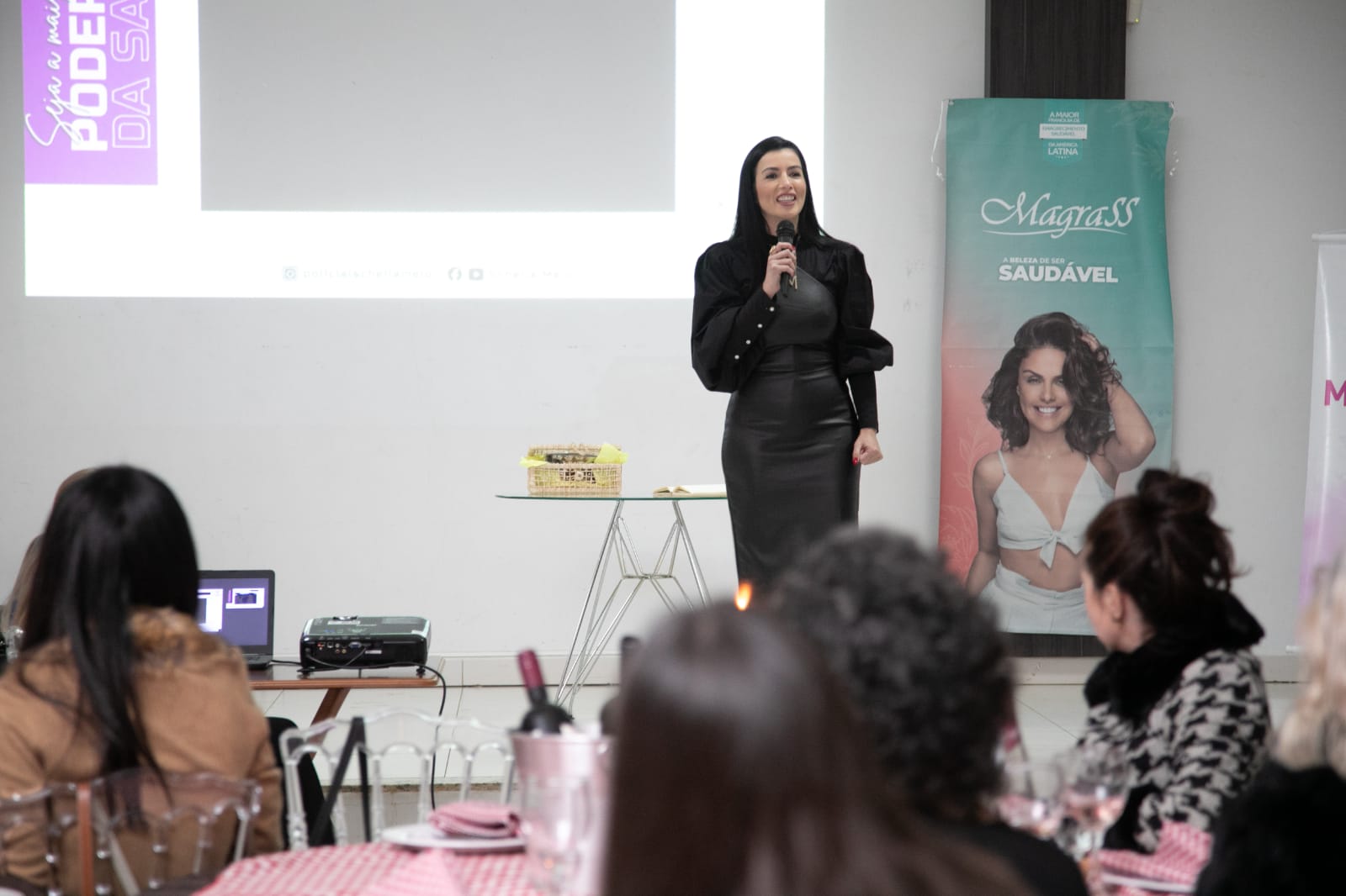 Jantar-palestra da OAB presta homenagem ao Dia das Mães 